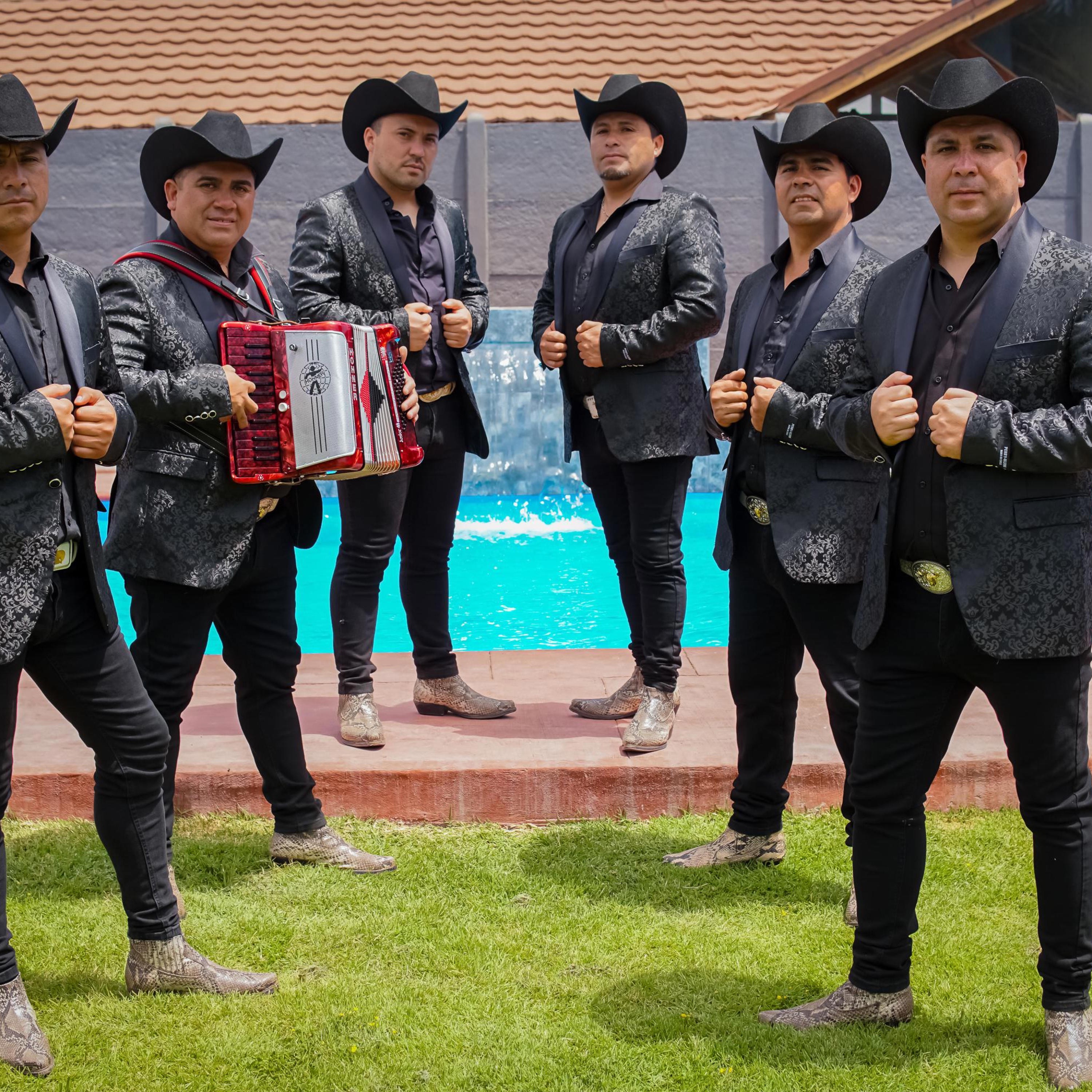 Por el contrario (Cumbia Ranchera) - Single