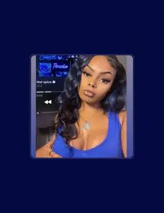 Dengarkan Shii, tonton video musik, baca bio, lihat tanggal tur & lainnya!