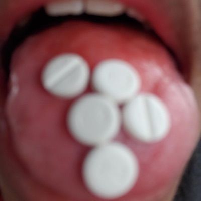 P1lls 1n Th3 Fr1g3! (feat. vaderr) - Single