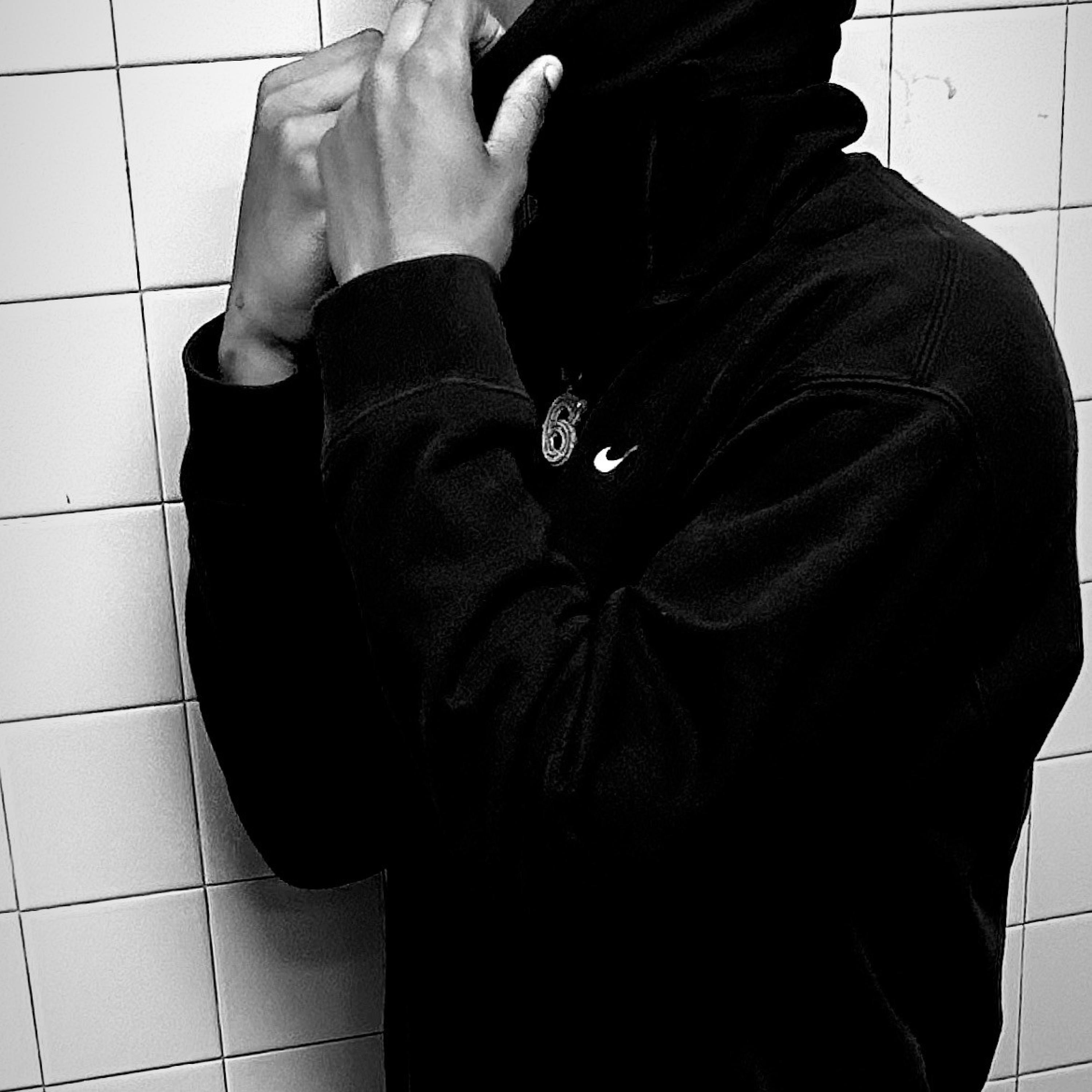 2:32 Sorrow - Single