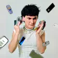 APPELLE MOI