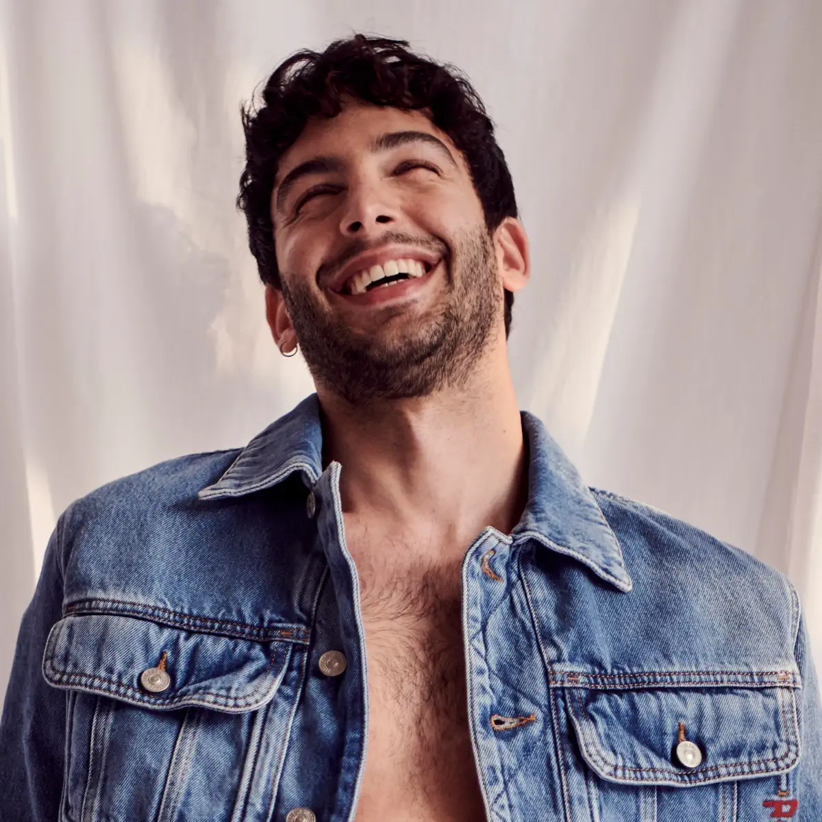 Darin – Fantasi – Single (2024) [iTunes Plus AAC M4A]-新房子