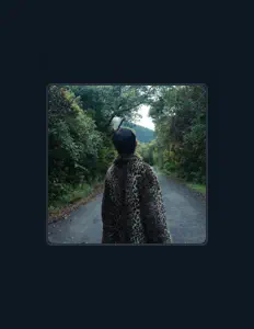 Escucha a Razy Đình, mira vídeos musicales, lee la biografía, consulta fechas de giras y mucho más.