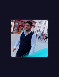 Luister naar Mohamed Hisham, bekijk muziekvideo's, lees de bio, bekijk de tourdata, en meer!