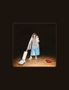 Écoutez That Woman, regardez des vidéoclips, lisez la biographie, consultez les dates de tournée et plus encore !