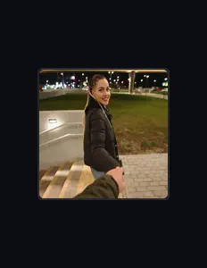 Auriqaを聴いたり、ミュージックビデオを鑑賞したり、経歴やツアー日程などを確認したりしましょう！