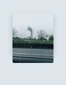 Ascolta Le_Val, guarda video musicali, leggi la biografia, vedi le date del tour & altro!