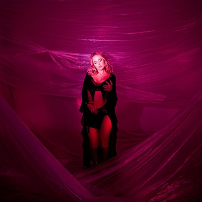 Femenina - Single