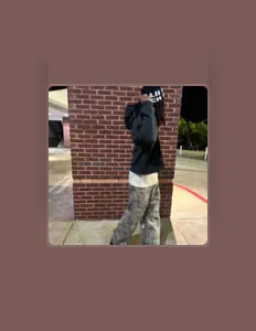 Hari2smoove dinle, müzik videolarını izle, biyografisini oku, tur tarihlerini ve daha fazlasını gör!