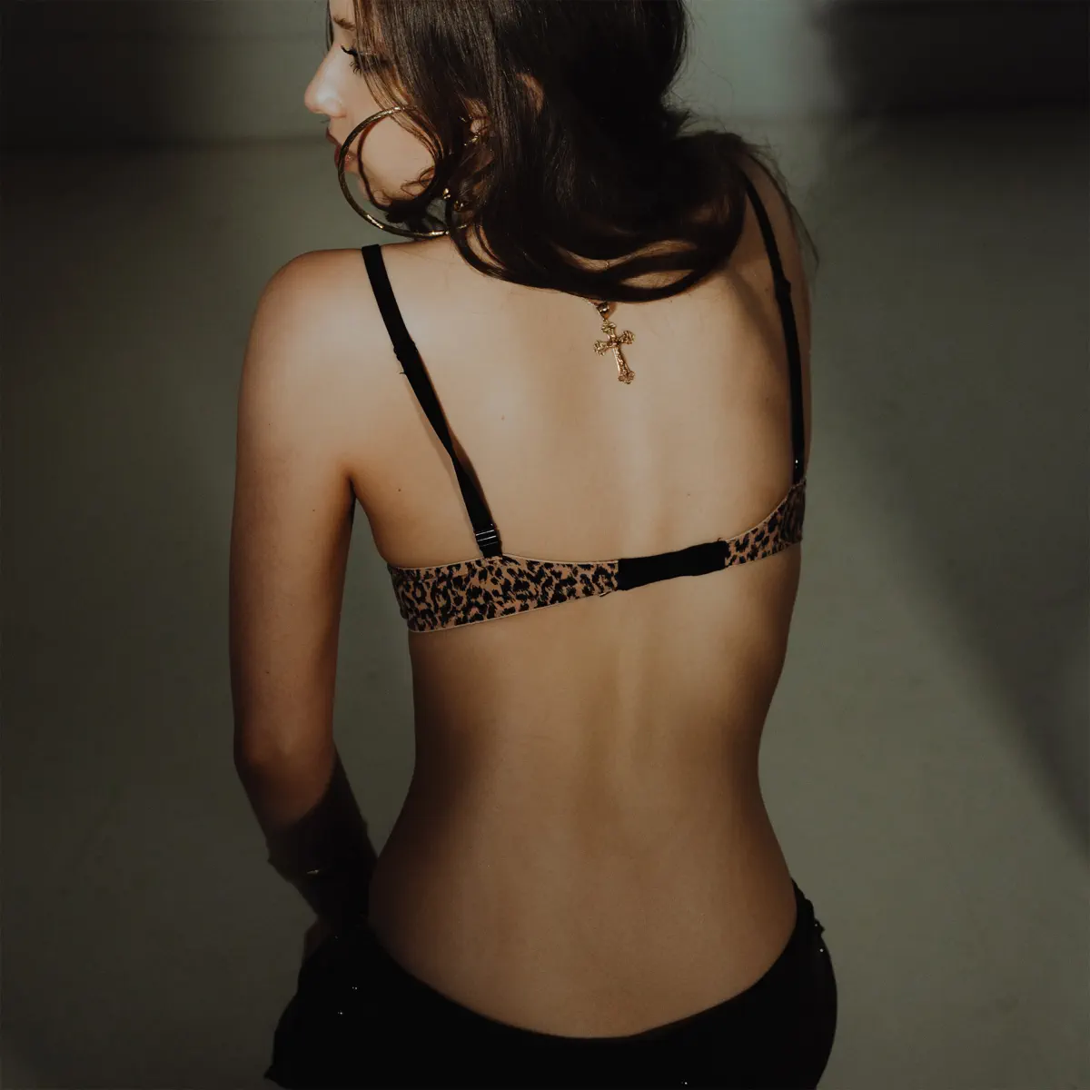 Isabel LaRosa - favorite - EP (2024) [iTunes Plus AAC M4A]-新房子
