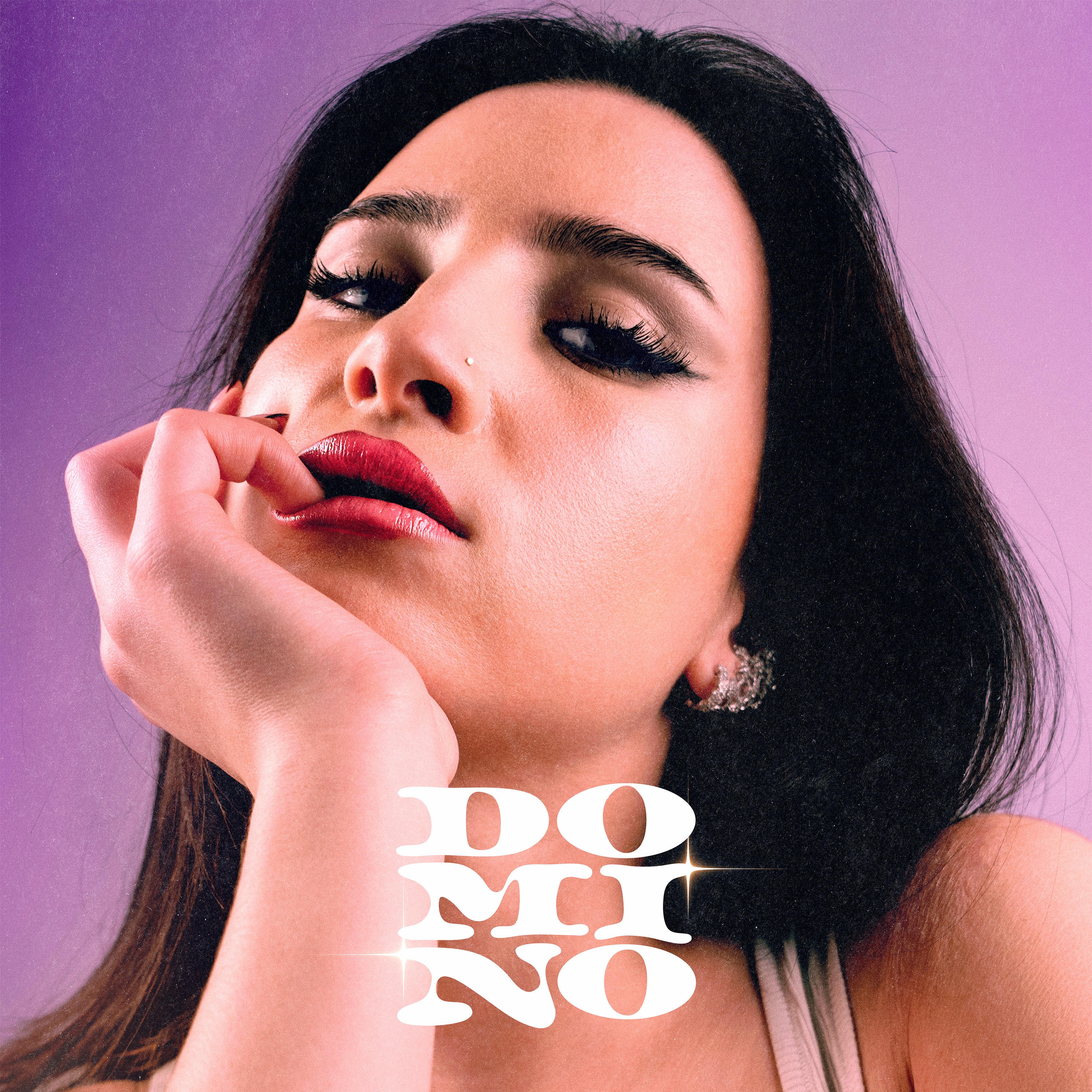 Now Playing: LENIE - Domino