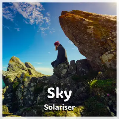 Dengarkan 'Sky - Single' dari Solariser.