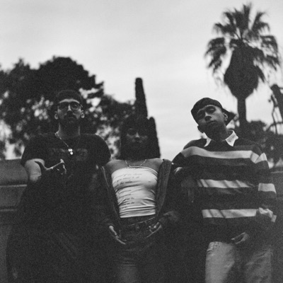 Tres Plumas - Single