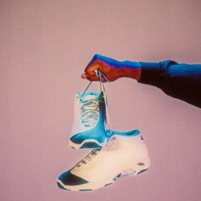 Shoes Tied (feat. ricko!) - Single