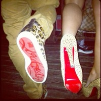 bloody bottoms - Single - widowz