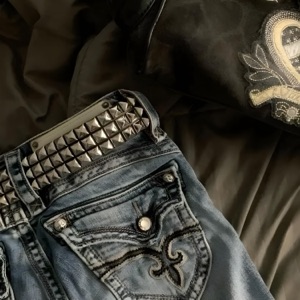 TRUE RELIGION