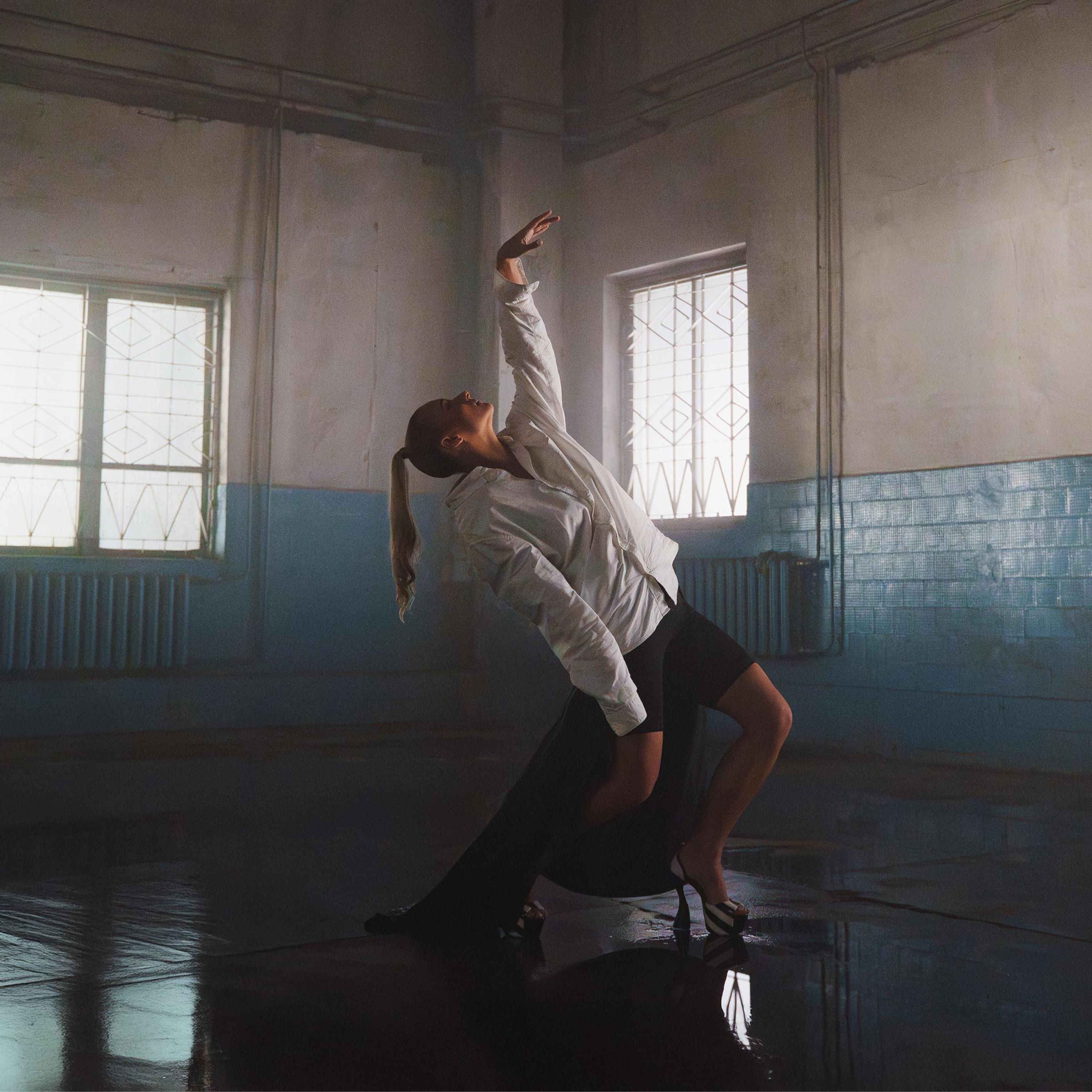 INARA - PALEISK MANE