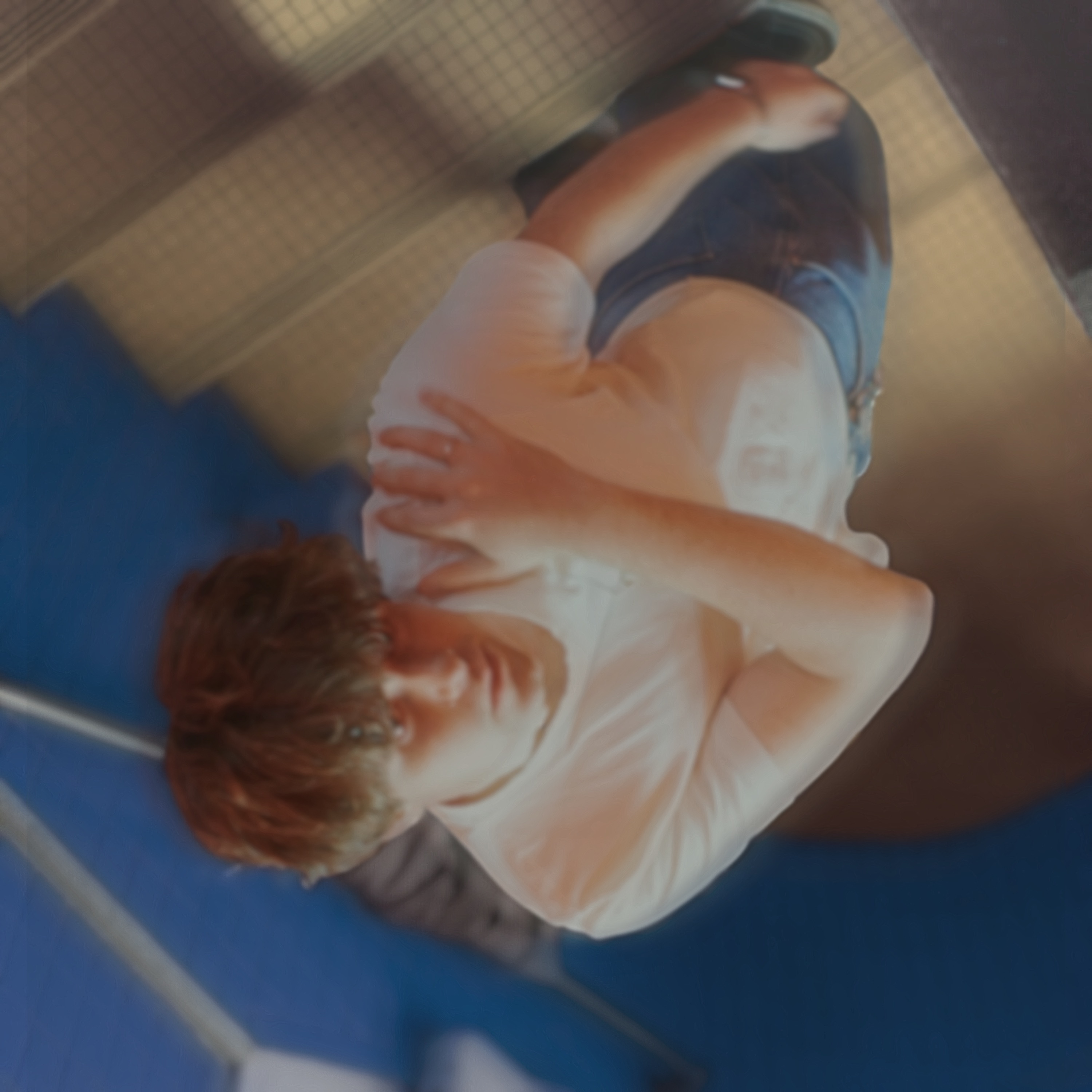 LEAVE ME! (carry on) - Single