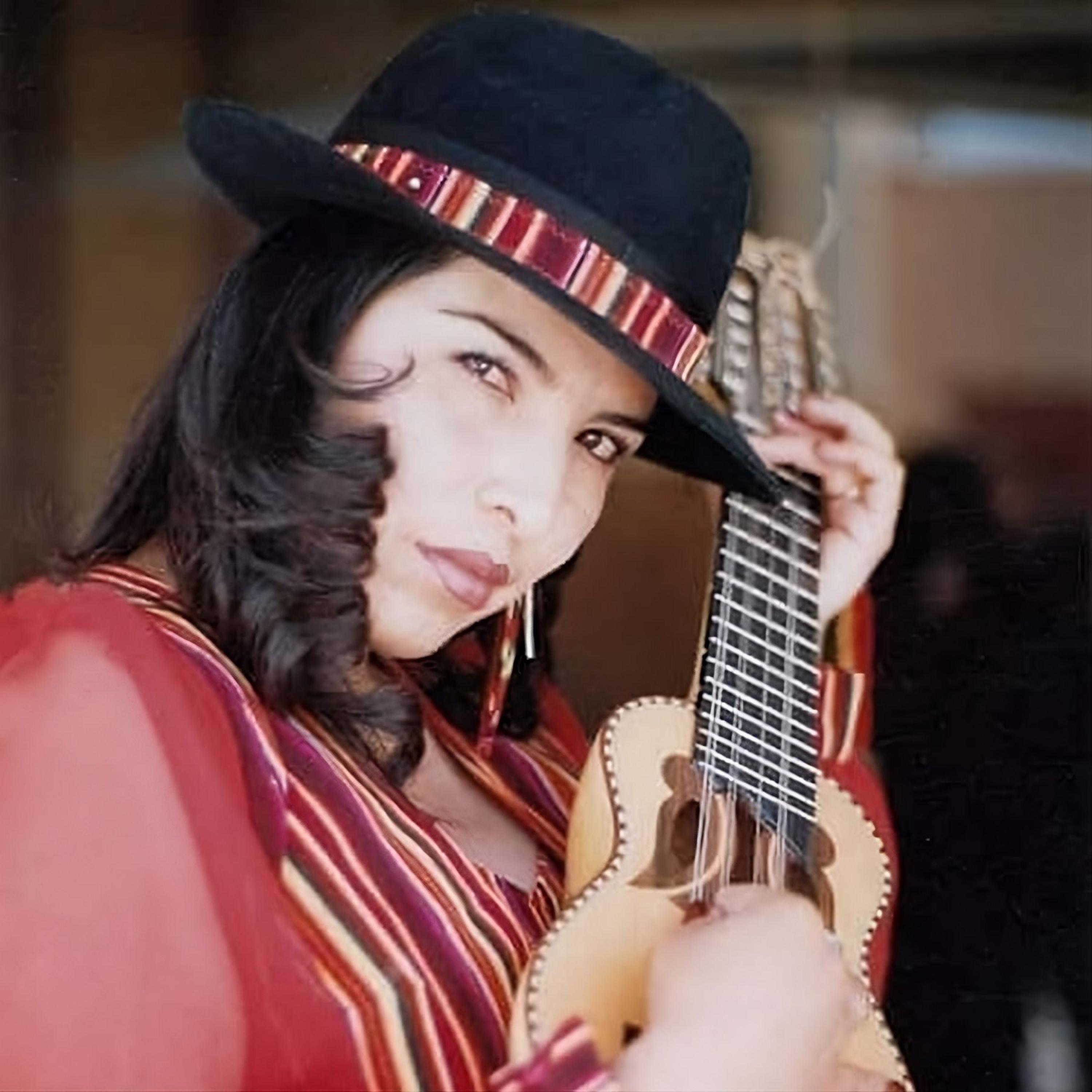 ROSARIO PEREDO - MORENA INGRATA