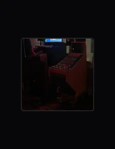 Hör dir ZEVV an, schau dir Musikvideos an, lies die Biografie, finde Tourdaten und mehr!