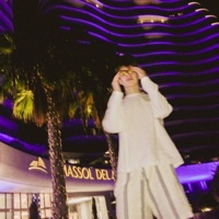 smoking - Single - meedy