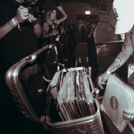 I'M NOT YOUR TYPE (feat. Lilmaziijugg) Love Suri