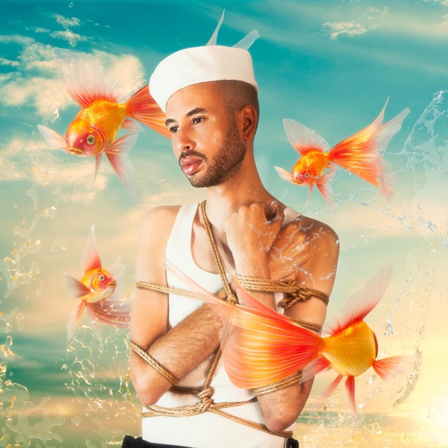 Chapeau de pêcheur revers casquette cravate épingle insigne