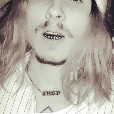 Chrome Fangs - Single