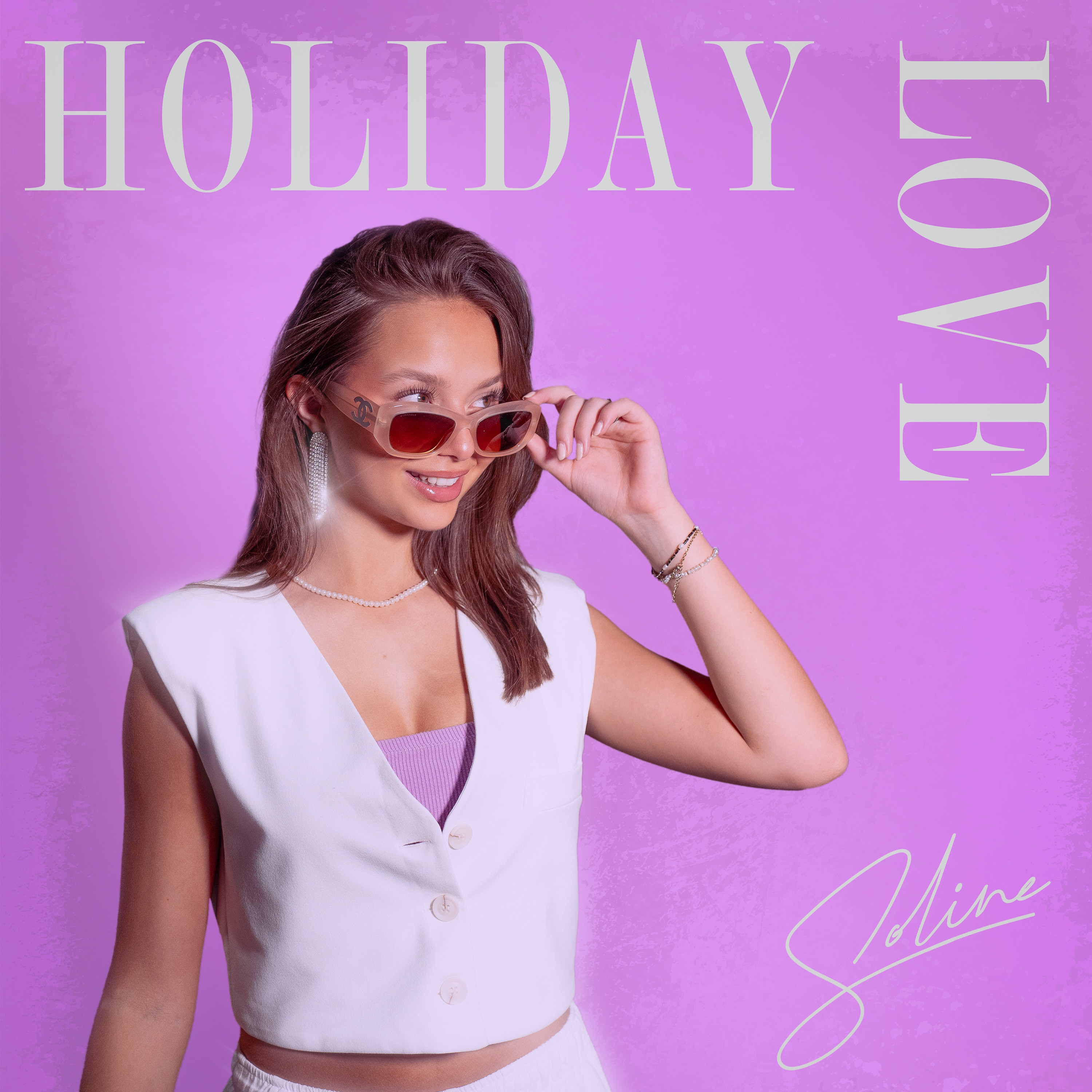 HOLIDAY LOVE - Single