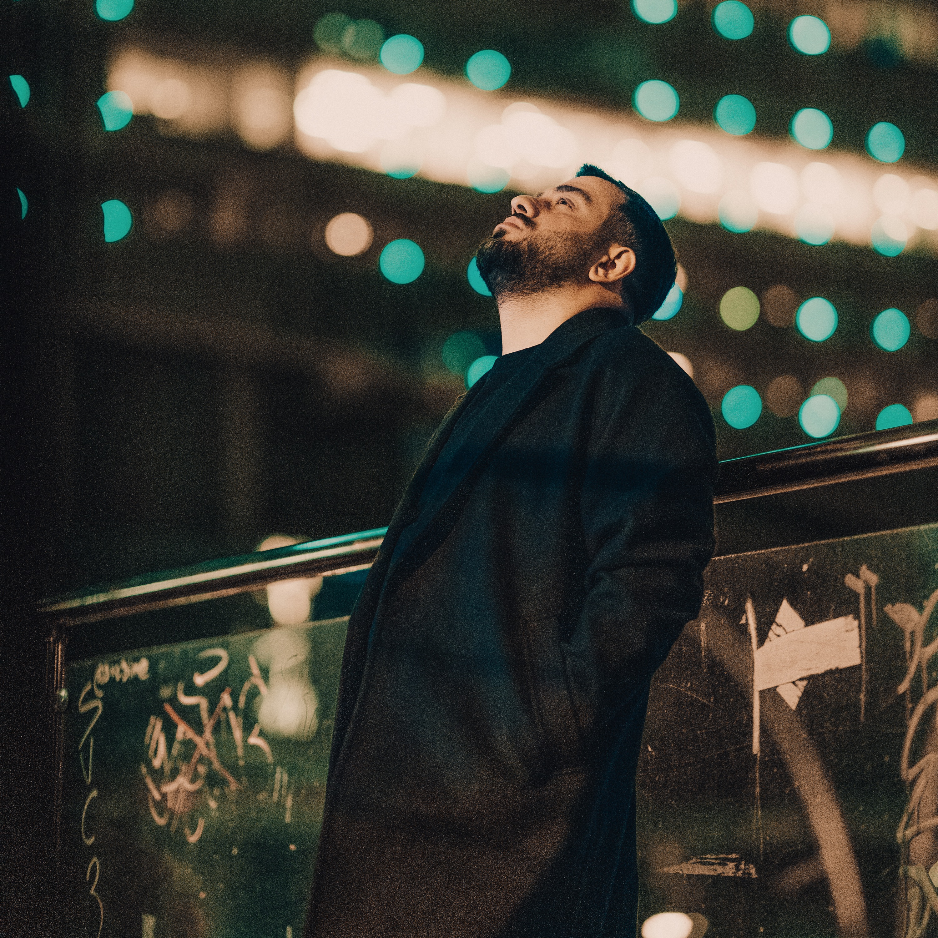 Yar Gözlerin Ağlar Gibi - Single