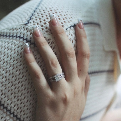 from her pov, - Single
