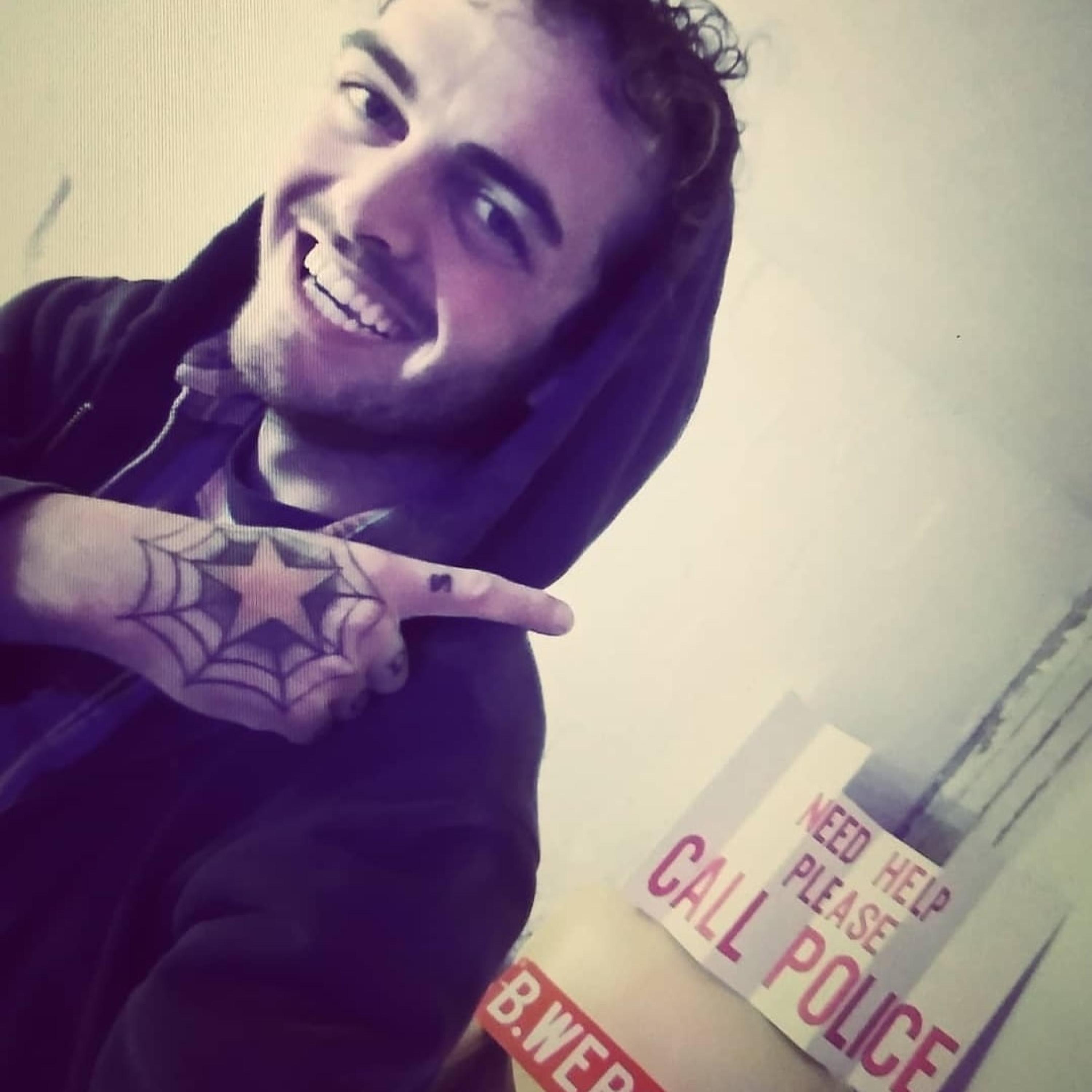 Afghan Star - Paimana Bed