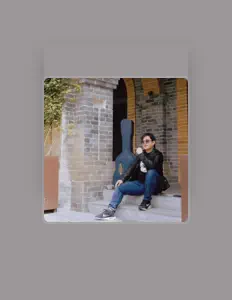 Escucha a 李鑫, mira videos musicales, lee su biografía, consulta las fechas de las gira y más.