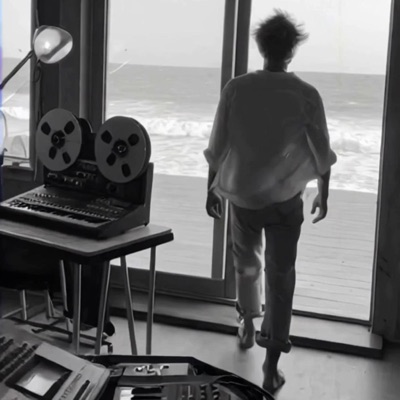 Life Of A Heartthrob (Deluxe Version)