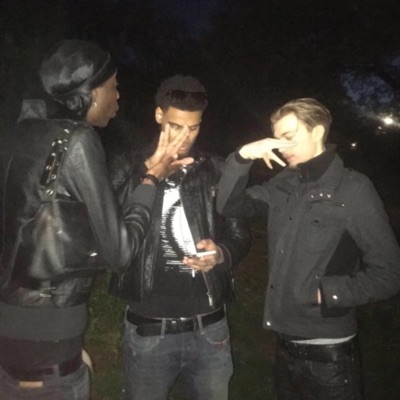 hello (feat. zvogues) - Single