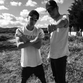 La Alianza Grind, Makro & Los Hijos de la Luna