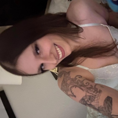 Pretty Girls (2022) - Single