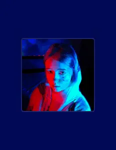 Алиса을(를) 듣고, 뮤직 비디오를 보고, 약력을 읽고, 투어 일정 등을 확인하세요!