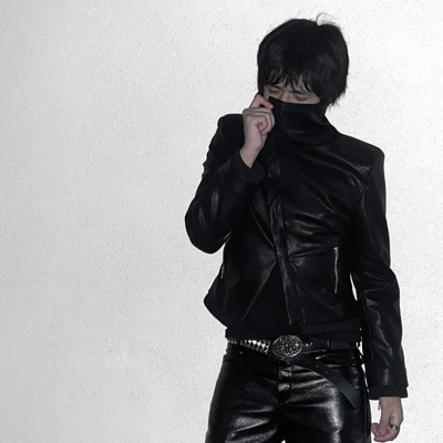 SHE KINDA OH - Single