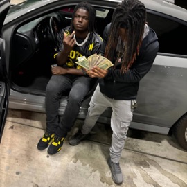 Hold Ya Switch Up (feat. C2ooly) LuhCerø