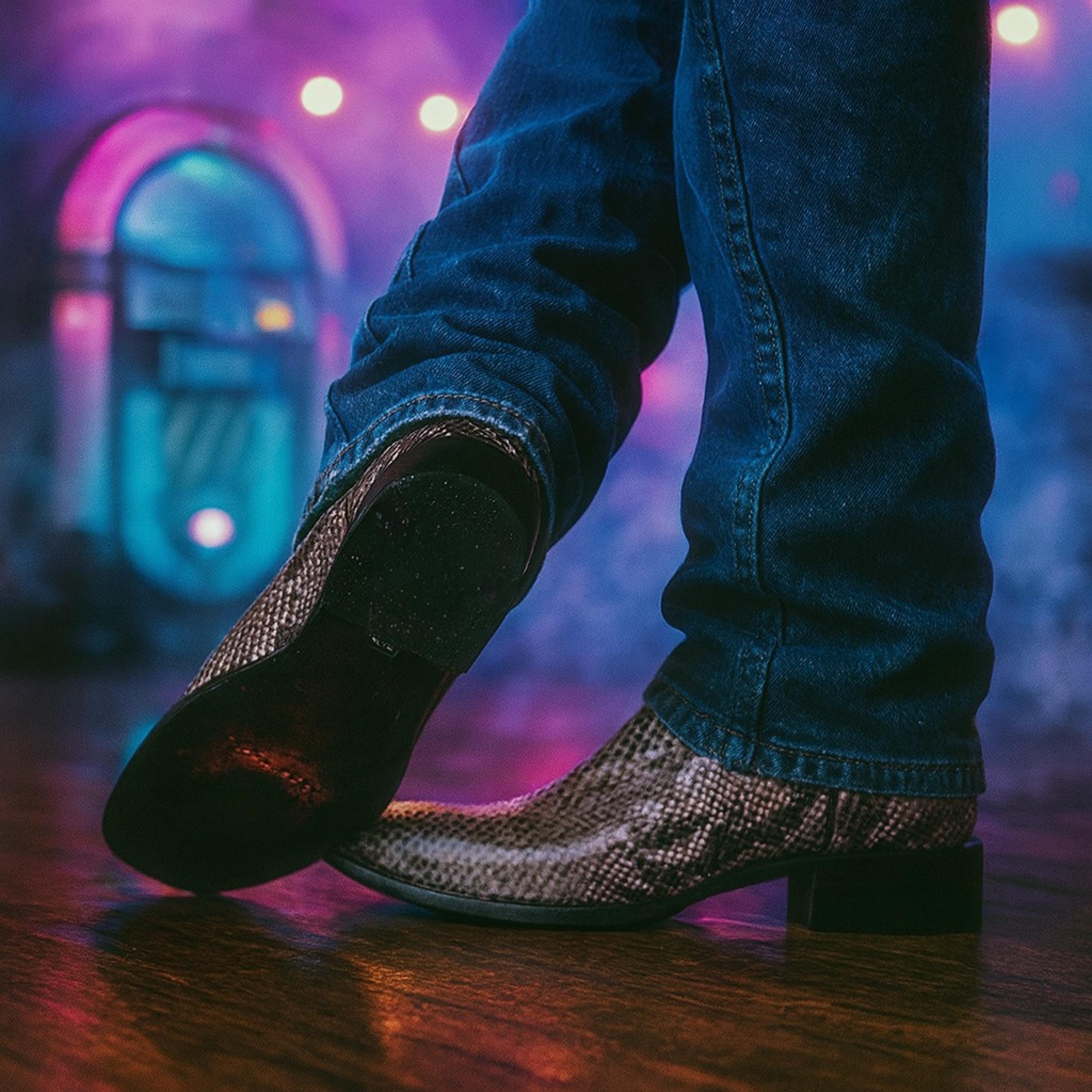 Walk The Line - Single