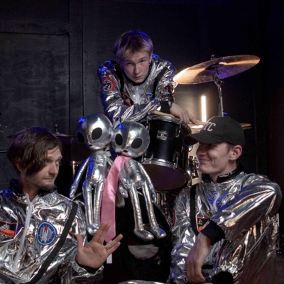 Izdomāts Stāsts (feat. Ervīns Ramiņš) - Single