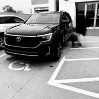 It's Mildred, bitch. - Single - Luca Squid