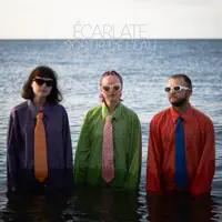 SORTIR DE L'EAU — ÉCARLATE