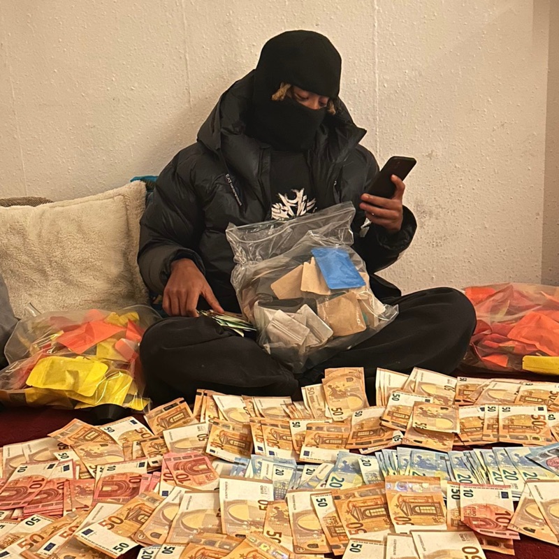 Sex x Money - Keigo & Omnitonez: Song Lyrics, Music Videos & Concerts