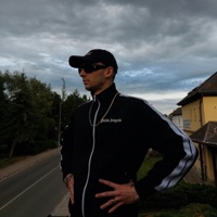 Nedoceněný (feat. Majk G.U.N. //Miky Wonka & Lukrecius Chang) - Single - Skrap