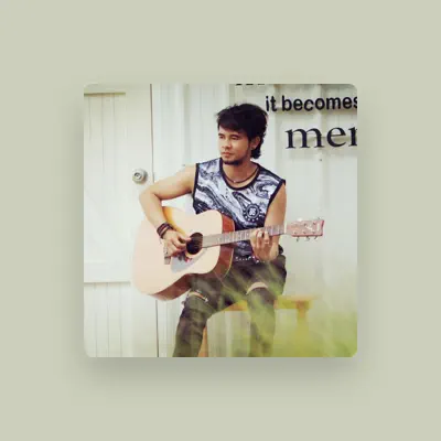 Listen to Kui Watchara, watch music videos, read bio, see tour dates & more!