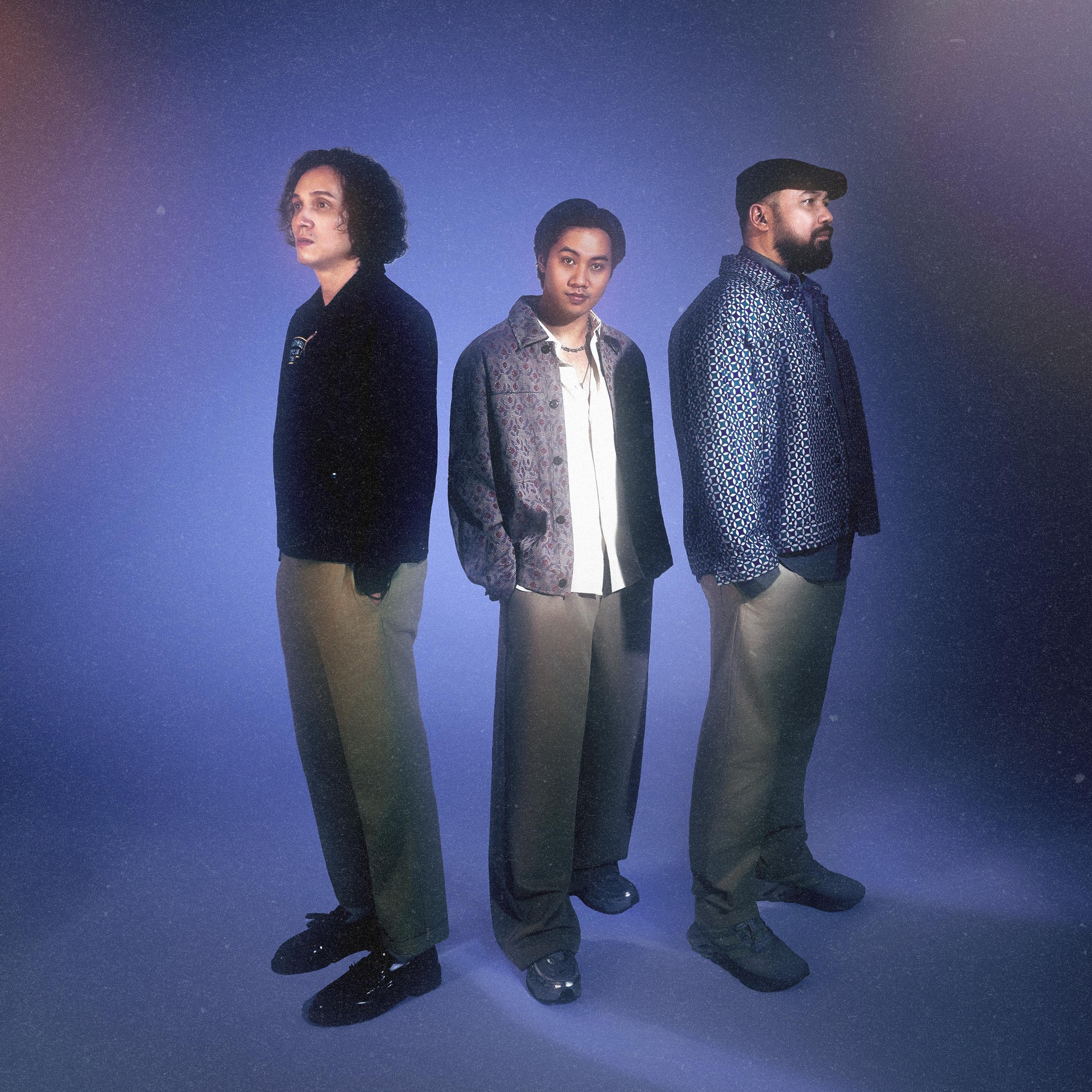 Rayu Membiru - Single