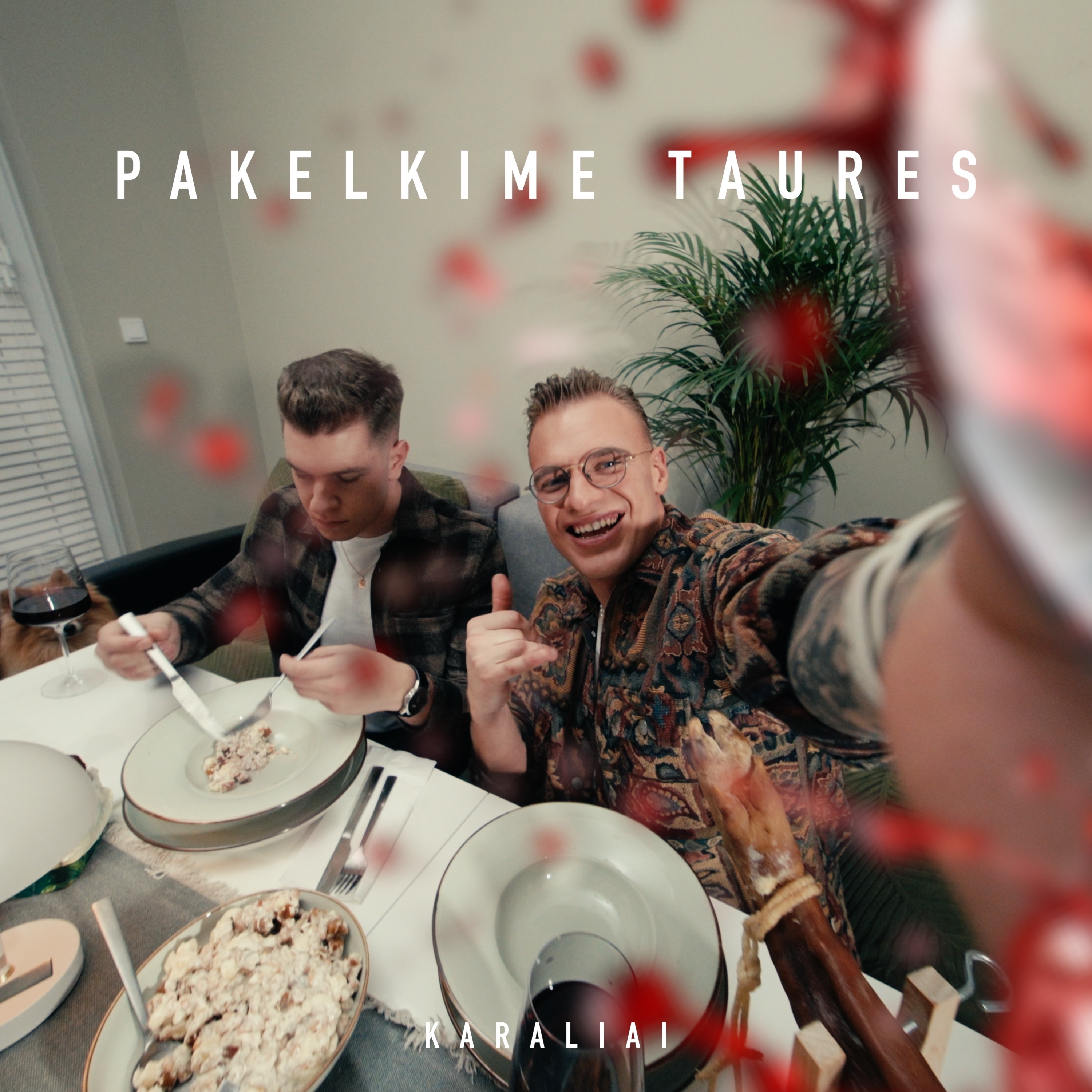 Pakelkime Taures - Single
