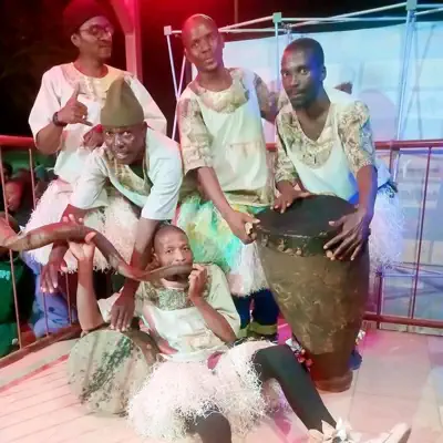 Listen to SHOTI by MOMATHEMA